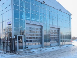 Панорамные секционные ворота DoorHan серии isd02 5000x2900 (сплошное остекление)