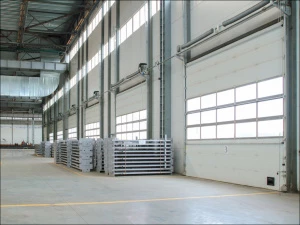 Панорамные секционные ворота DoorHan серии isd02 2700x5300 (остекление с перемычками)