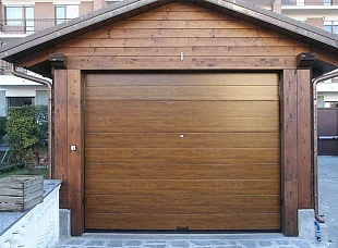 Секционные гаражные ворота DoorHan 3500х2000