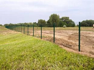 Секция Оптима из прутка 4 мм, 2535x2030 с ячейкой 55х200 цвет зеленый ral 6005